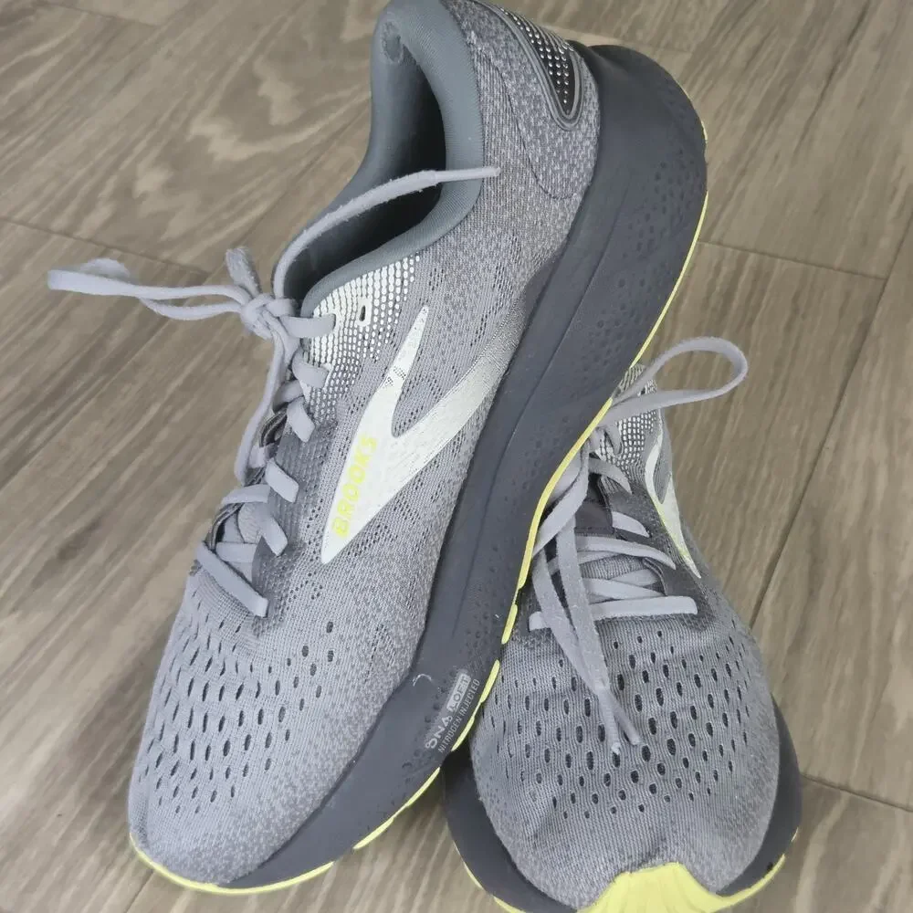 B4 Brooks Men’s 10 D Ghost 16 Primer/Grey/Lime Sneakers 1104184E040